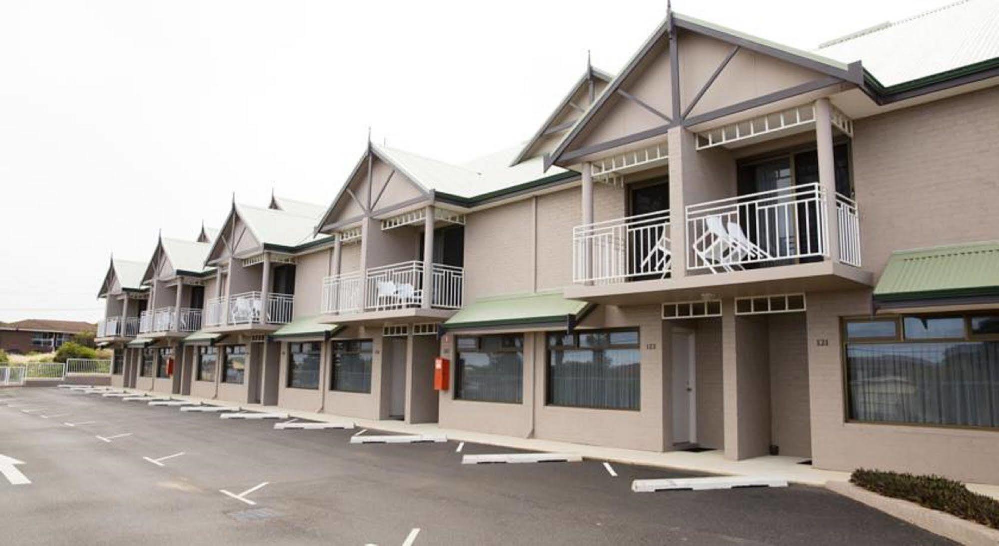 Geraldton Motor Inn ภายนอก รูปภาพ